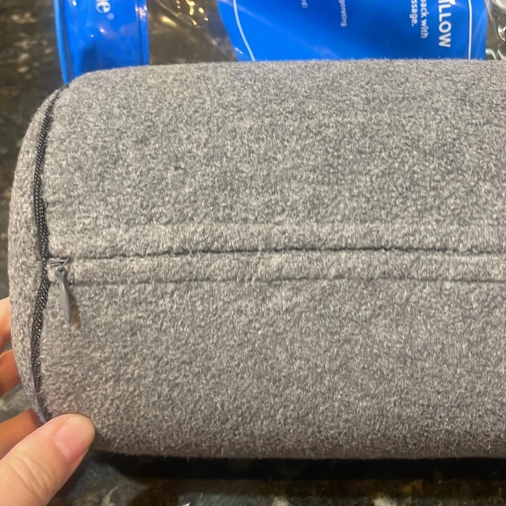 BROOKSTONE Massaging  Pillow!